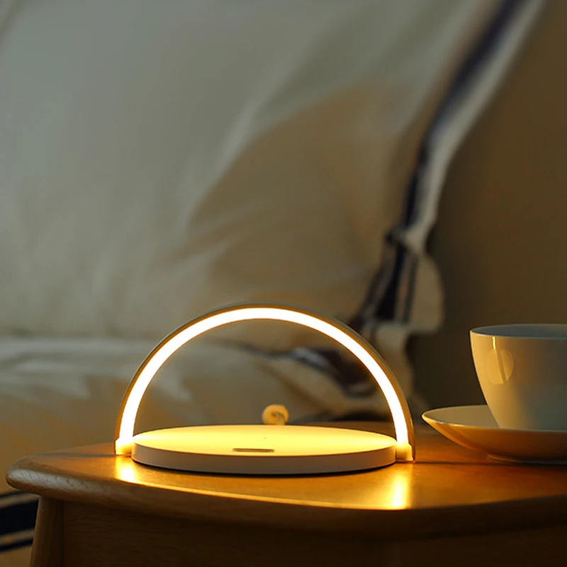wireless charging bedside lamp