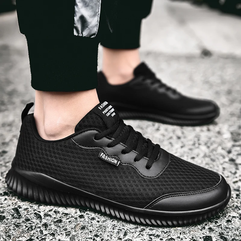 

Ultralight Breathable Running Shoes Men Mesh Outdoor Sport Shoes Large Size 48 Walking Sneakers 47 Jogging Athletic Gym Shoes