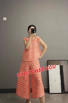 

HOT SELLING Miyake fold fashion solid suits O-neck short sleeve T-shirt wide-legged pants plaid two-piece suit IN STOCK