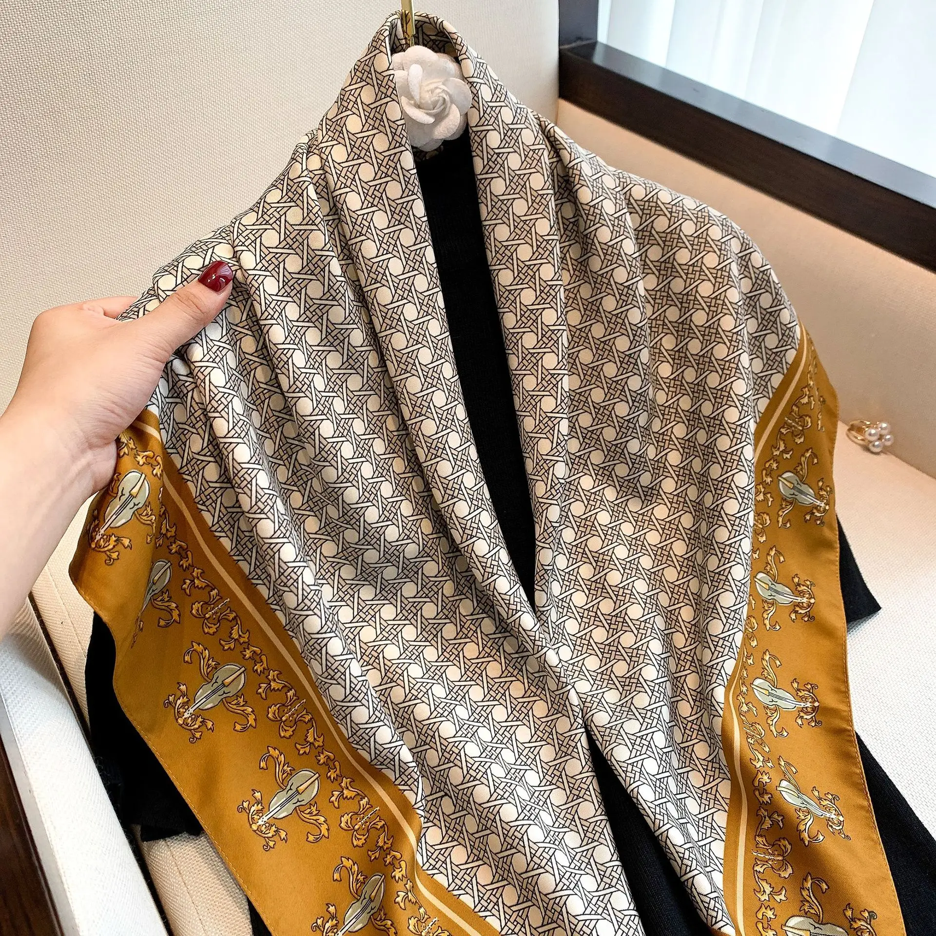 2021 new designer twill fabric silk scarf luxury fashion retro printing  autumn decoration winter warm scarf square scarf - AliExpress