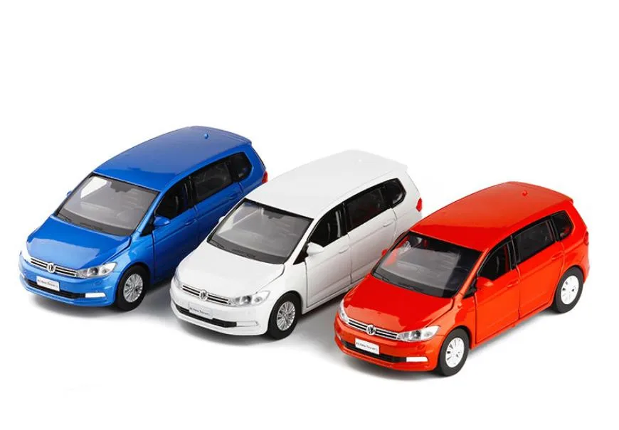 Горячая Распродажа 1:32 Touran L модель автомобиля, легированная задняя часть, музыкальное освещение Игрушечная машина, 6 дверей