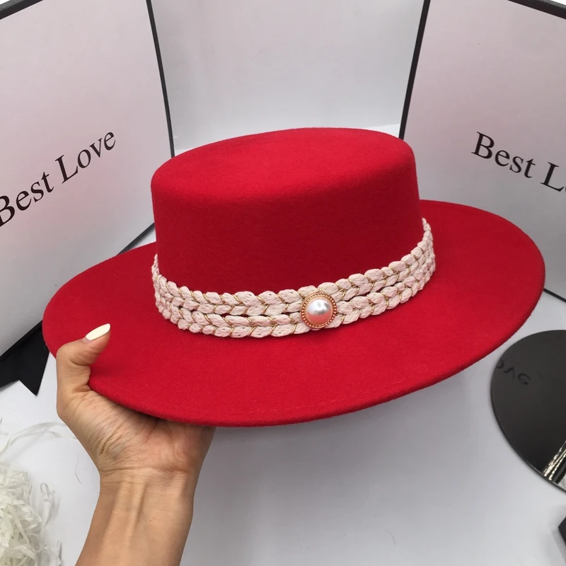 In the spring and autumn winter French style fragrant fashionable wool red hat for women ceiling fedoras 6