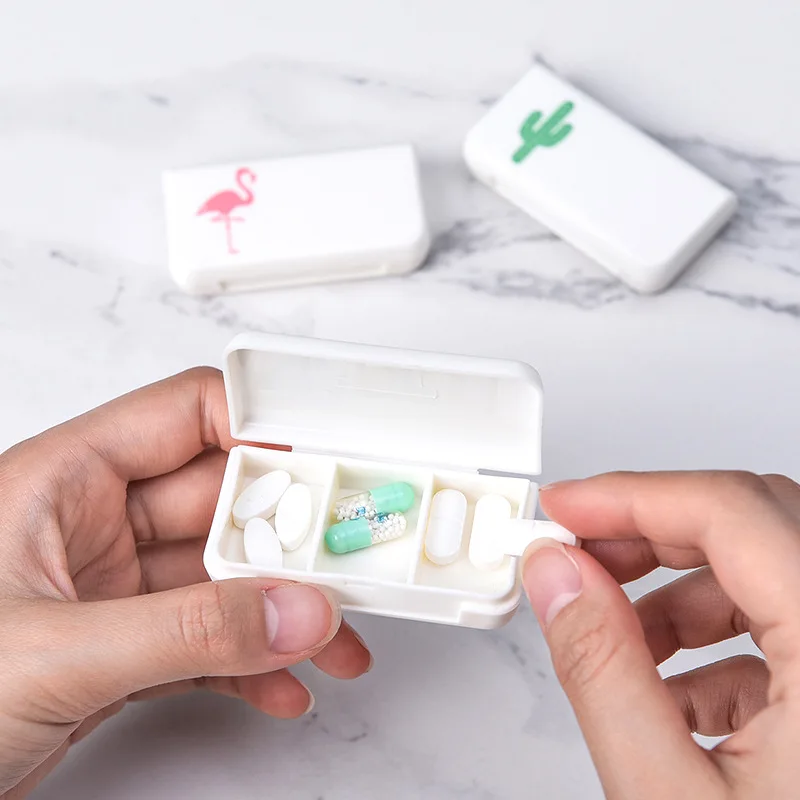 

Household Portable 3 Squares Small Medicine Box Mini Medicine Storage Box Sealed Carry-on Pharmaceutical Box Travel Size Pills B