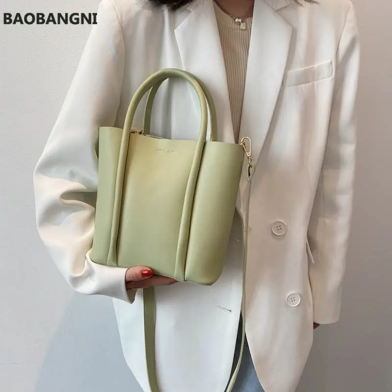 

Design Large-capacity Bag with Short Handles Summer Bag New Fashion Shoulder Bag Texture Bag