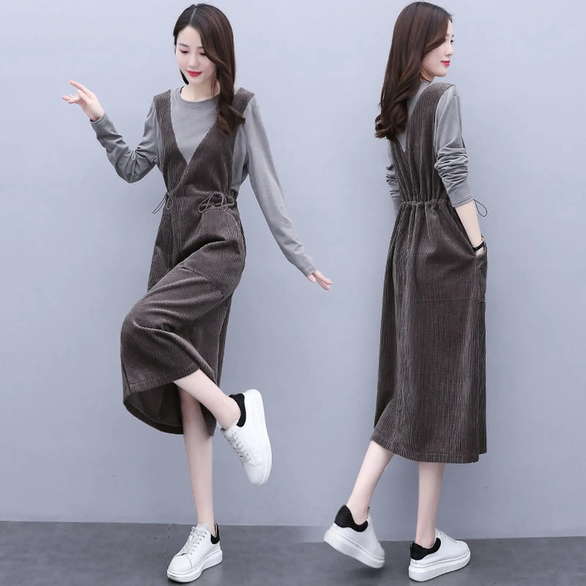 Long-sleeved dress women long-sleeved early 2020 autumn dress new waist-down age-reducing thin temperament Yangqi corduroy