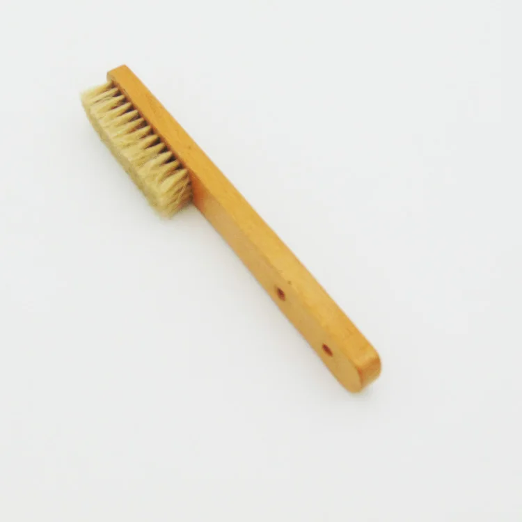 

Polishing and cleaning wood handle pure copper wire climbing brush