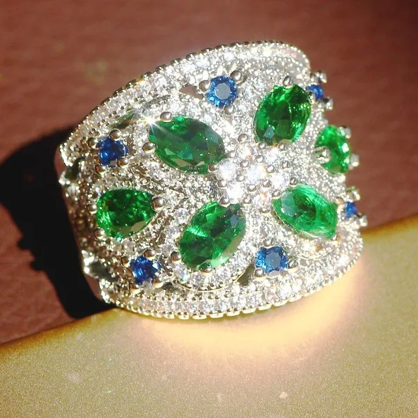 Green Flower Zircon Crystal Ring For Ladies Wedding engagement party Ring Jewelry Gift