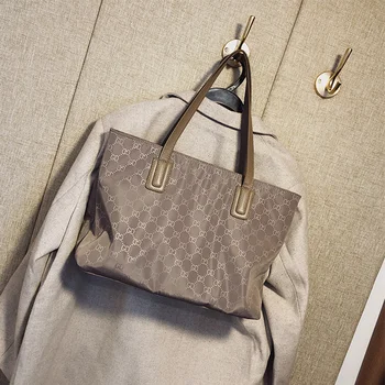 

Short journey Bag Girl Light And Simple One Shoulder Bag European And American Fashion Handbag Waterproof Nylon Shopping Bag
