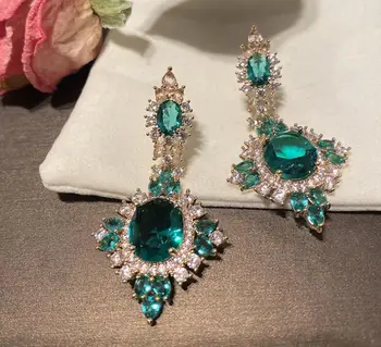 

Super exaggerated large green rhinestone women earrings ins hipste luxury baroque court ear accessories