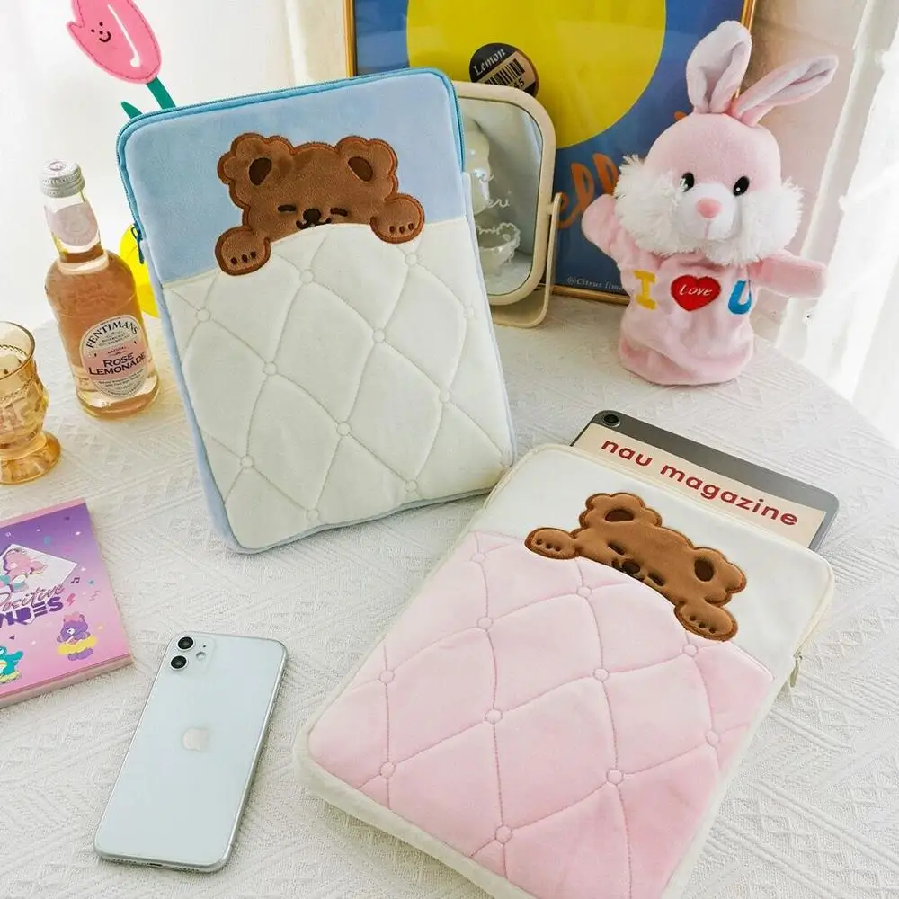 

Bentoy Milkjoy Korea Cute Bear Handbag 10.5 11inch Soft Mac ipad Case Holder Fashion iPad Bags Cotton Soft Travel Business Bags