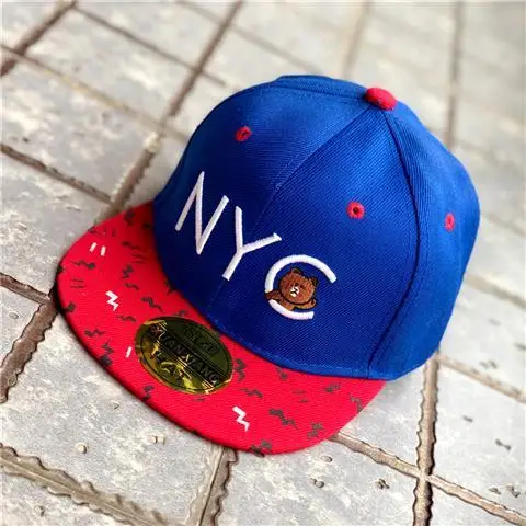 NYC BEAR BLUE Модная демисезонная плоская шляпа для маленьких мальчиков и девочек от 2 до 8 лет, Очаровательная Регулируемая 3D мужская Кепка с китайскими иероглифами, солнцезащитная Кепка - Цвет: NYC BEAR BLUE