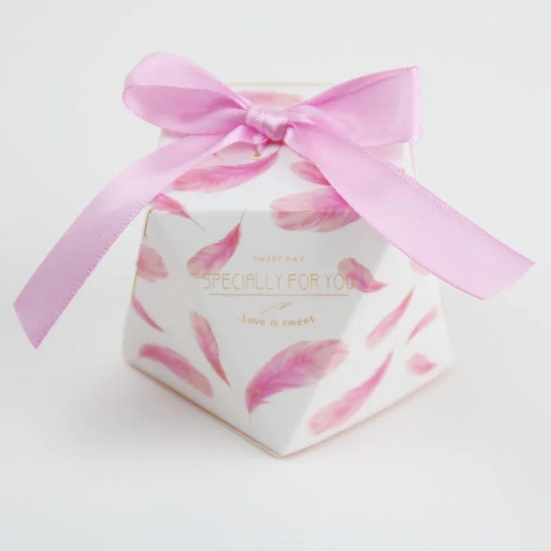 

50pcs/lot Multi-color Gift Packaging Box Wedding Party Favors Cardboard Gift Boxes Cake Box for Wedding & Engagement