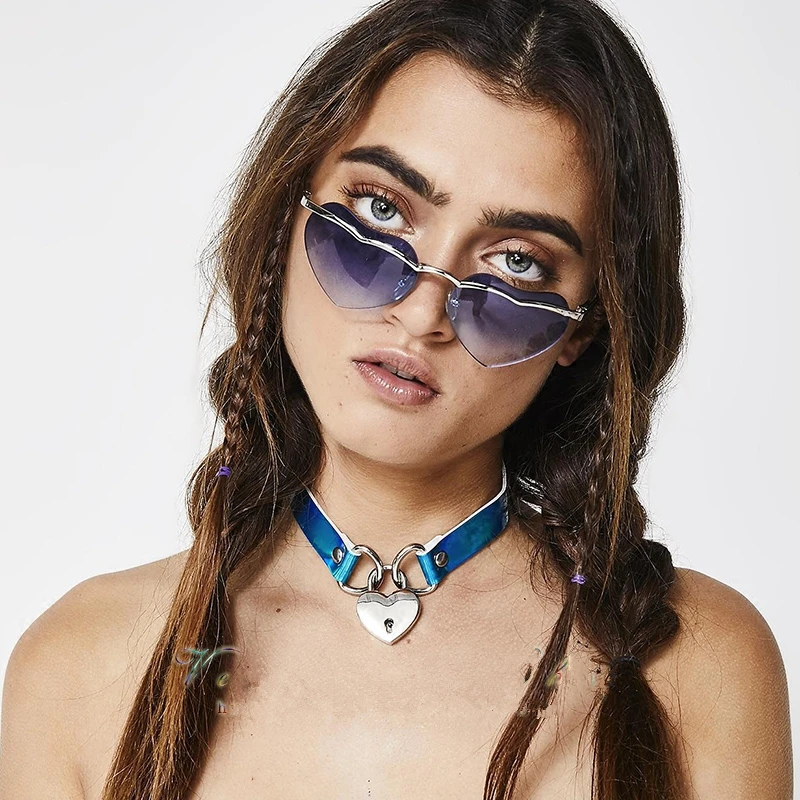 

HZ 2019 Punk Laser Shining Lock Key Love Heart Adjustable Gothic Chocker Colorful Short Chain Necklace for Women Jewelry Party