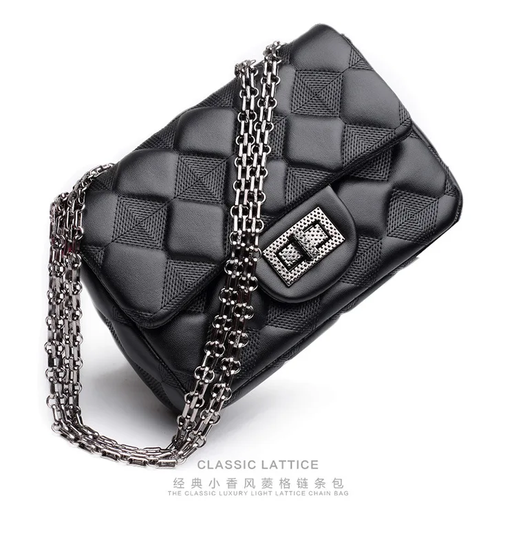 Classic Black Lattice Handbags Womens Bags Luxury Diamond Quilted Lambskin Leather Shoulder Bags Single Chain Crossbody Flap Bag (9)