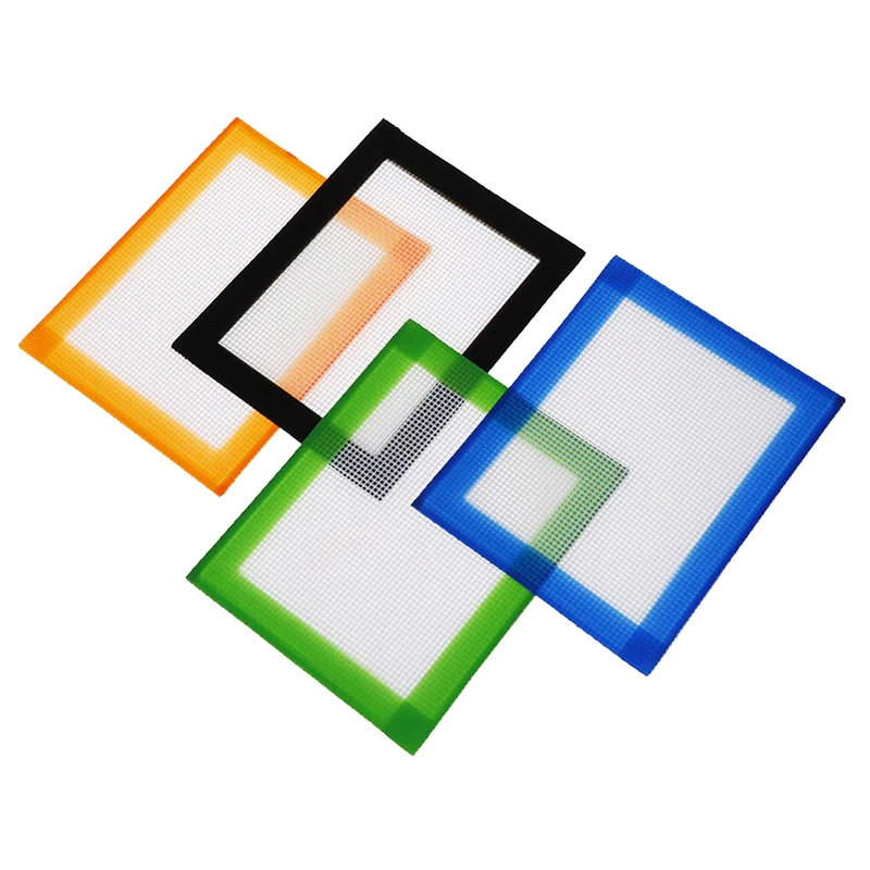

1 PCS Silicone Dab Rectangle Oil Slick Concentrate Pads Mat Oil Slick Non Stick Fiber Glass Silicon Table Deco Random Color