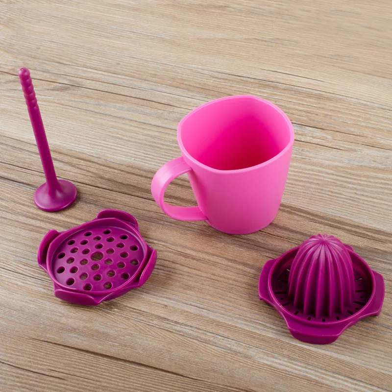 NC Creative Multi-functional Juicer Cup Hot Sales Grind Mashed Fruit Manual Juicer(Random Color