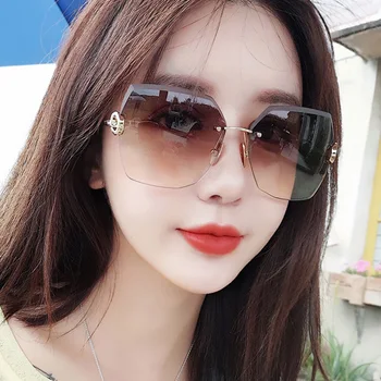 

2020 Fashion Luxury Rimless Square Metal Frame Sunglasses Women Retro Gradient Sunglasses Brand Designer UV400