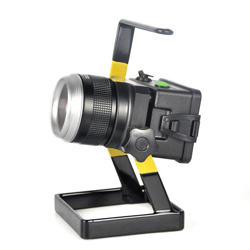 Waterproof IP65 30W LED Floodlight Portable Rechargeable Emergency Work Lamp Flood Light for Camping Fishing Outdoor Spotlight