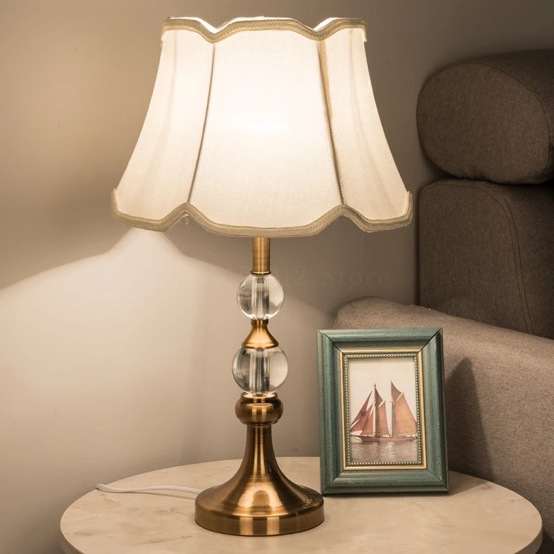 Tanie Postmodernistyczna lampa podłogowa Led Crystal salon dekoracji sypialnia lampki nocne sklep