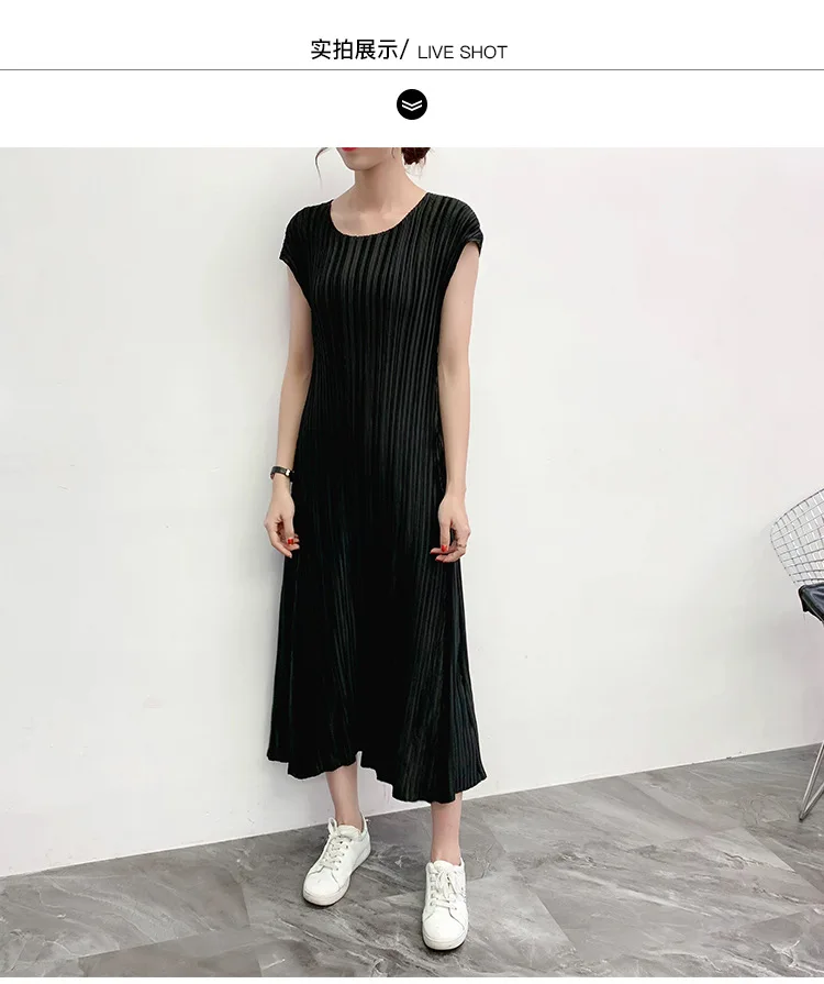 Miyake плиссированное платье, женское однотонное платье с круглым вырезом и коротким рукавом, платья длиной до щиколотки, новая мода, зимнее повседневное свободное платье размера плюс