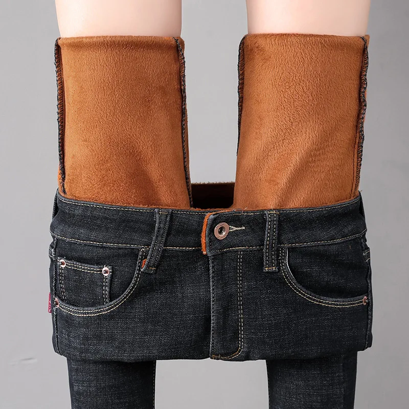 Зимние джинсы для женщин плотные бархатные штаны-Карандаш Плюс Размер 32 женские длинные брюки джинсовые синие серые леггинсы джинсы для мам