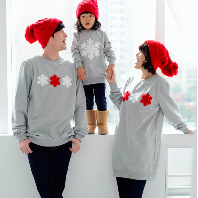 

Family Christmas Clothes Parent-child Wear Sweater Plus Velvet Winter Set of Snowflake Tops Long Sleeve Christmas Family Clothes
