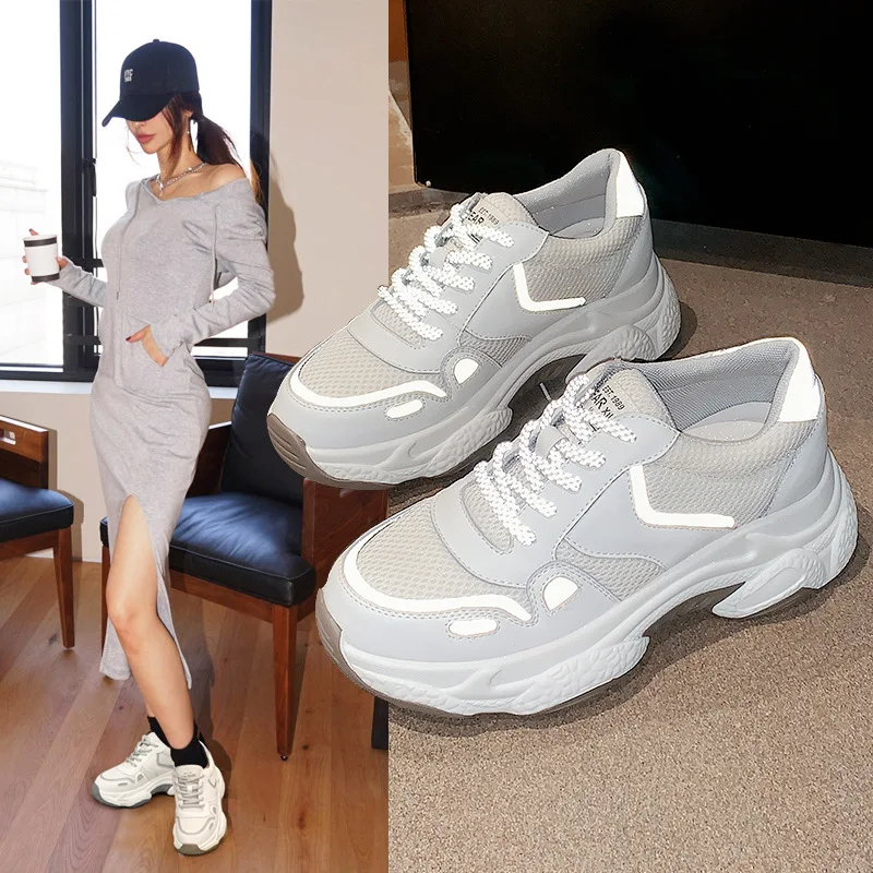 

High-quality leather sneakers female 2019 new wild breathable reflective running shoes thick-soled sports shoes women ZQ-20