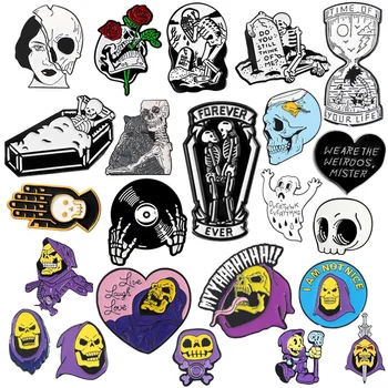

Punk Skull Rose Brooch Enamel Pin For Backpack Kawaii Metal Christmas Badges Split Face Pins Flower Lapel Pins Friends Gift