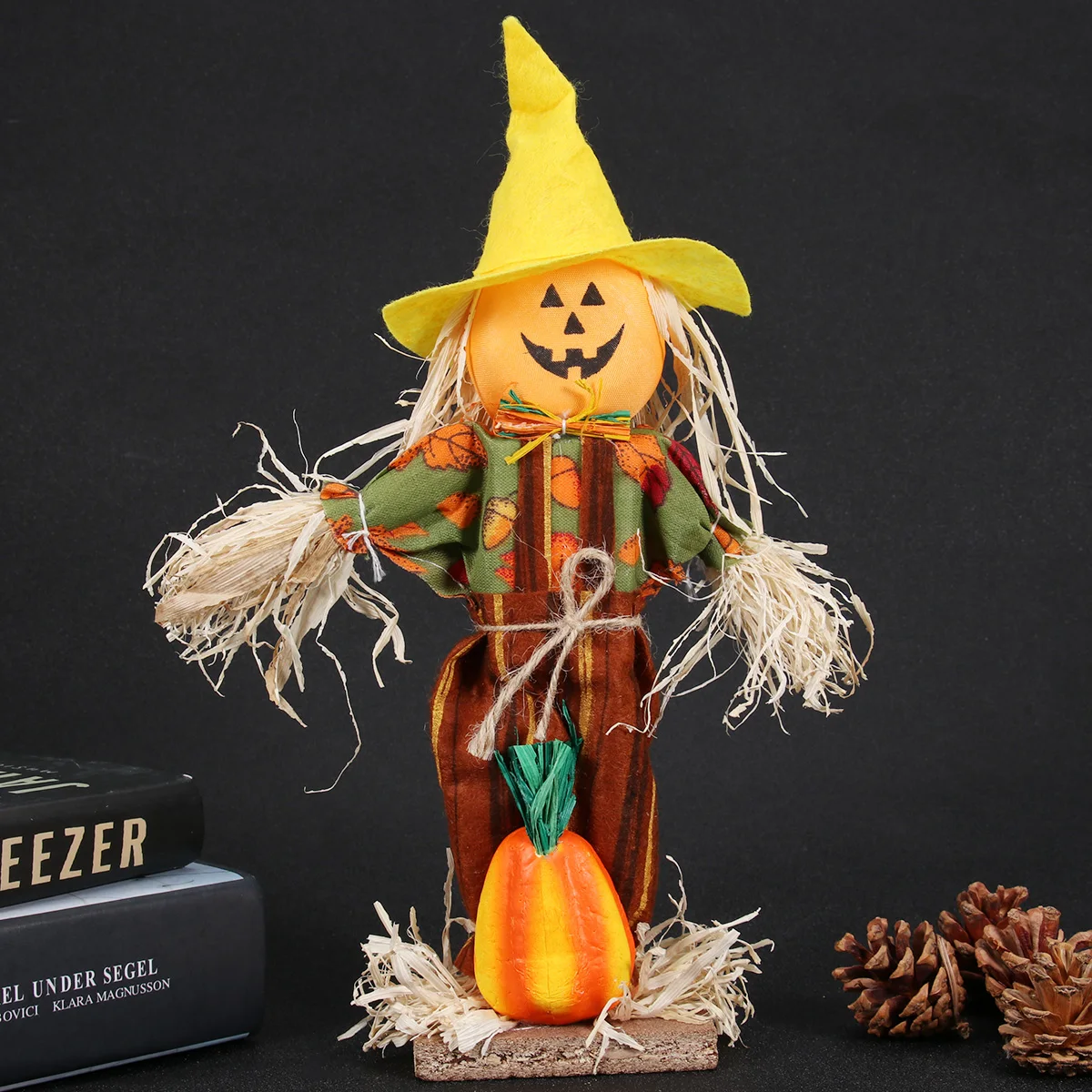 

1pcs Halloween Scarecrow Decoration Pumpkin Pattern Standing Ornaments Desktop Decoration Straw Doll Pattern B Pumpkin Face Pant