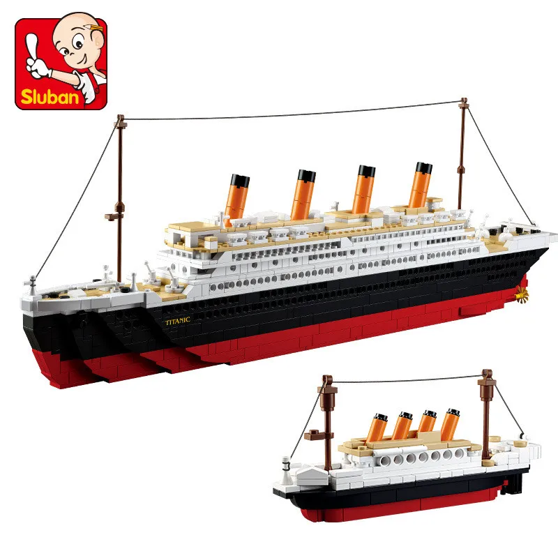 

Titanic RMS Cruise Boat Ship Building Blocks Sets Figures Friends Titan City Hobbies Creative Model Bricks Brinquedos Kids Toys