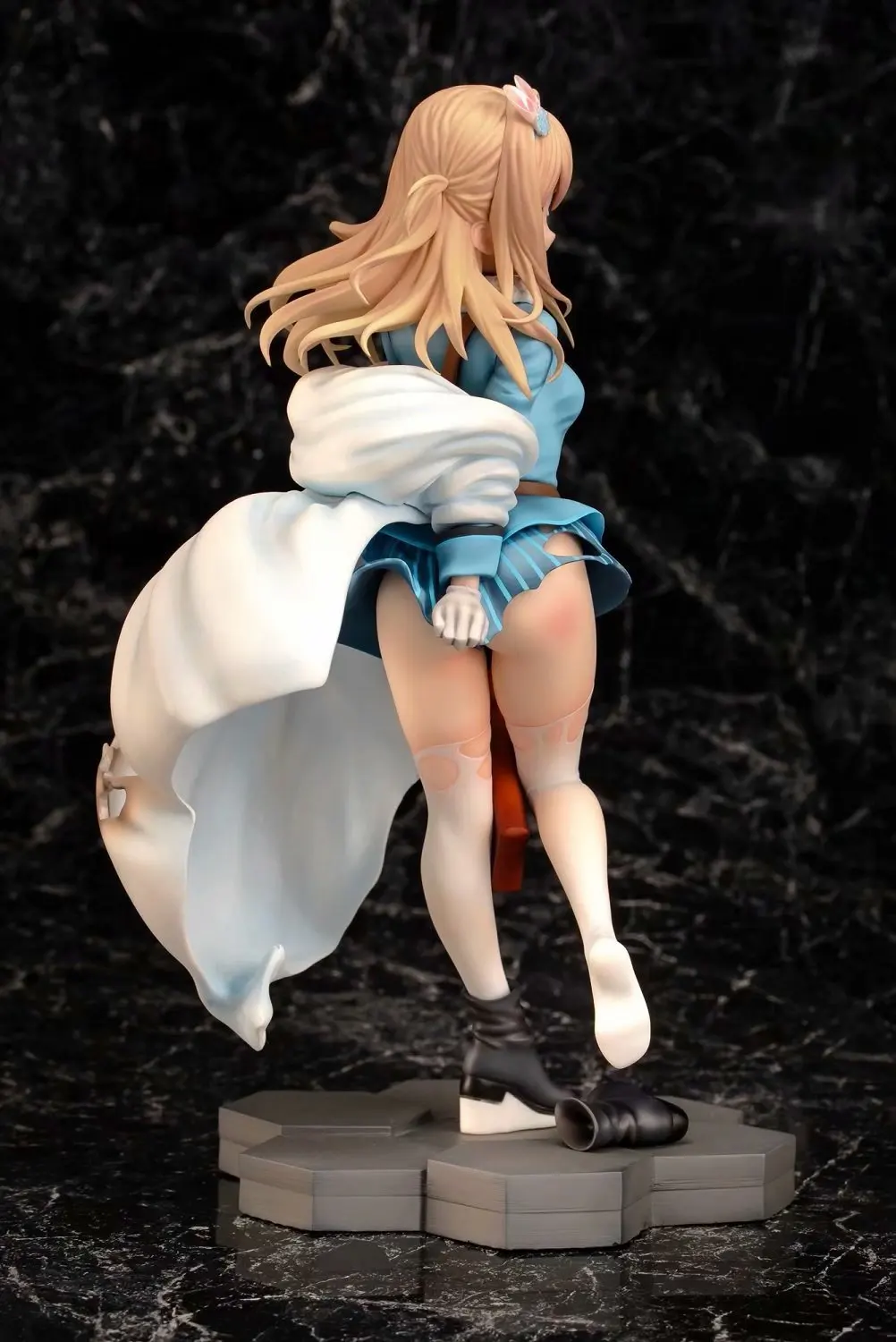 

Hondee Anime Garage Kit Aoshima GIRL'S Front Suomi Kp-31 Garage Kit Model Ornaments