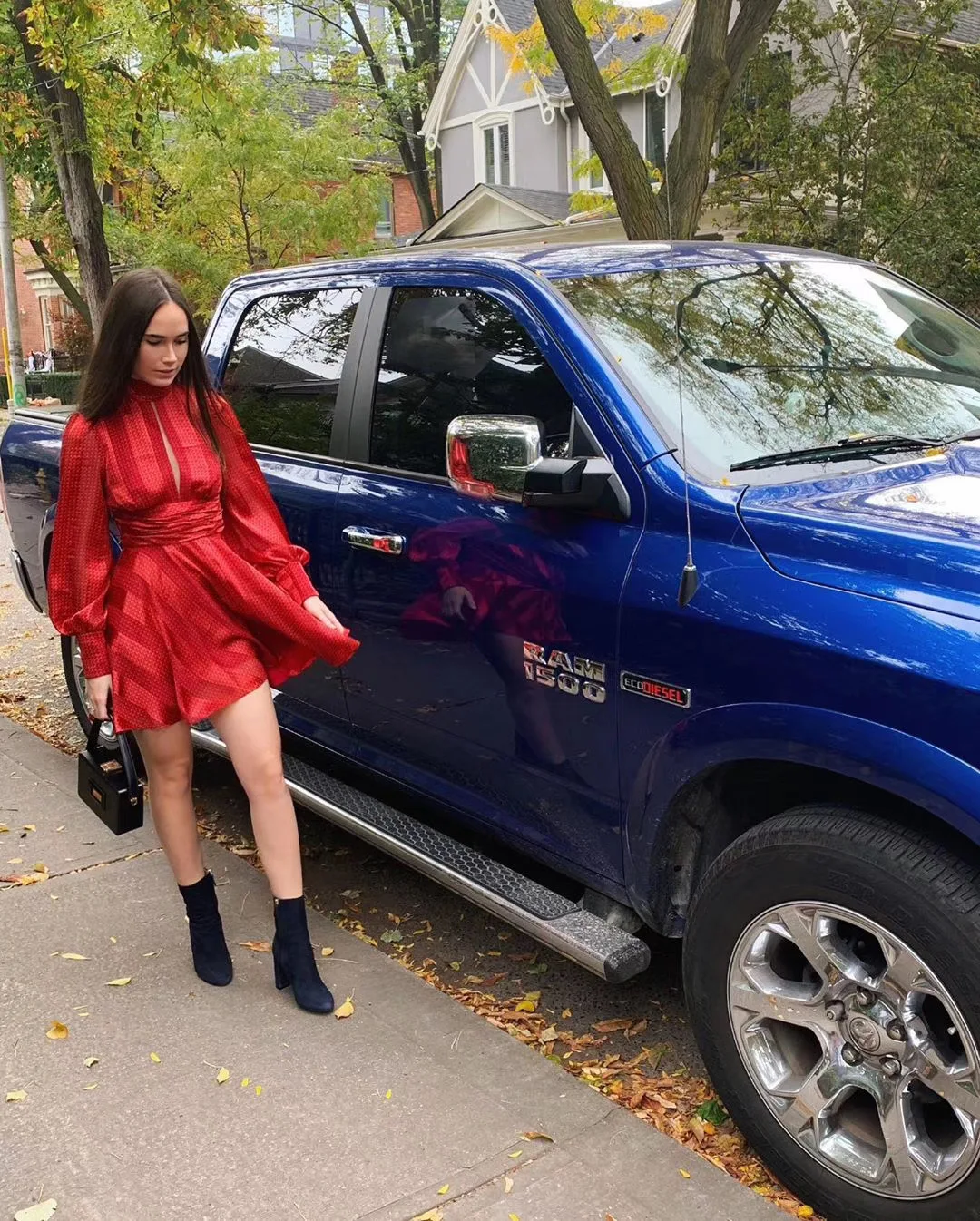 Sexyboutique женское платье праздничная одежда красное платье с длинным рукавом сексуальные элегантные женские платья
