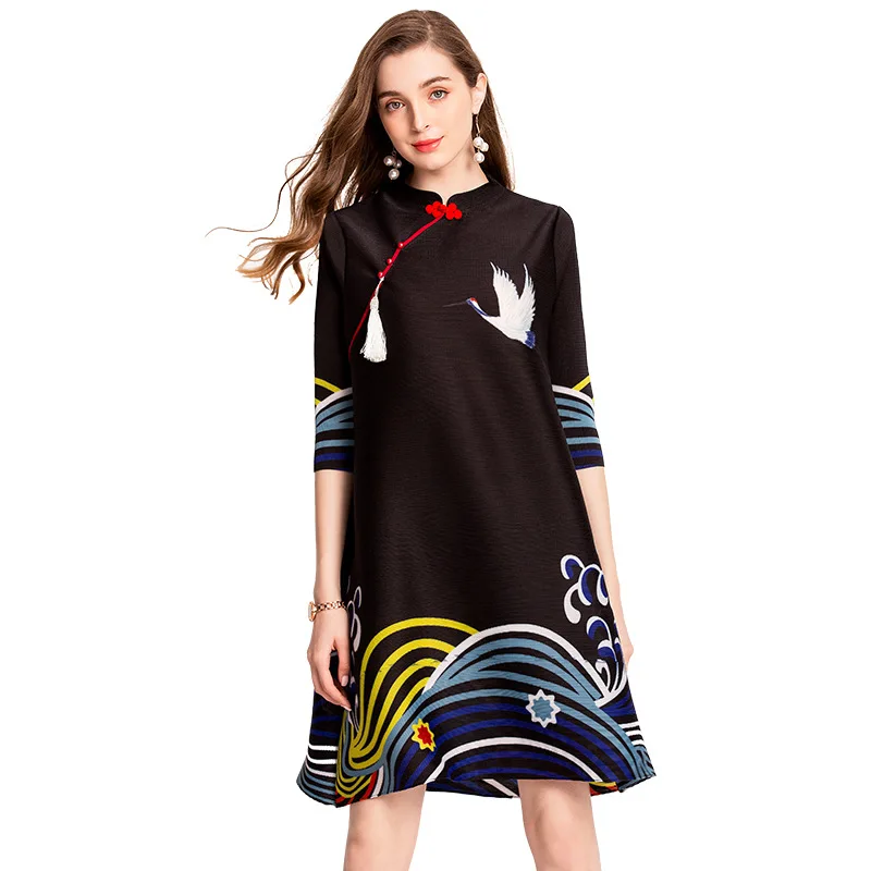 

Plus Size Dress Women Vintage Stand Collar Half Sleeves Birds Printed Miyake Pleated Loose A-Line Dress Above The Knees