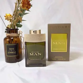 

Good perfume, hot brand,100 ml, good smell, high quality, neutral, long-lasting perfume spray, men and women.
