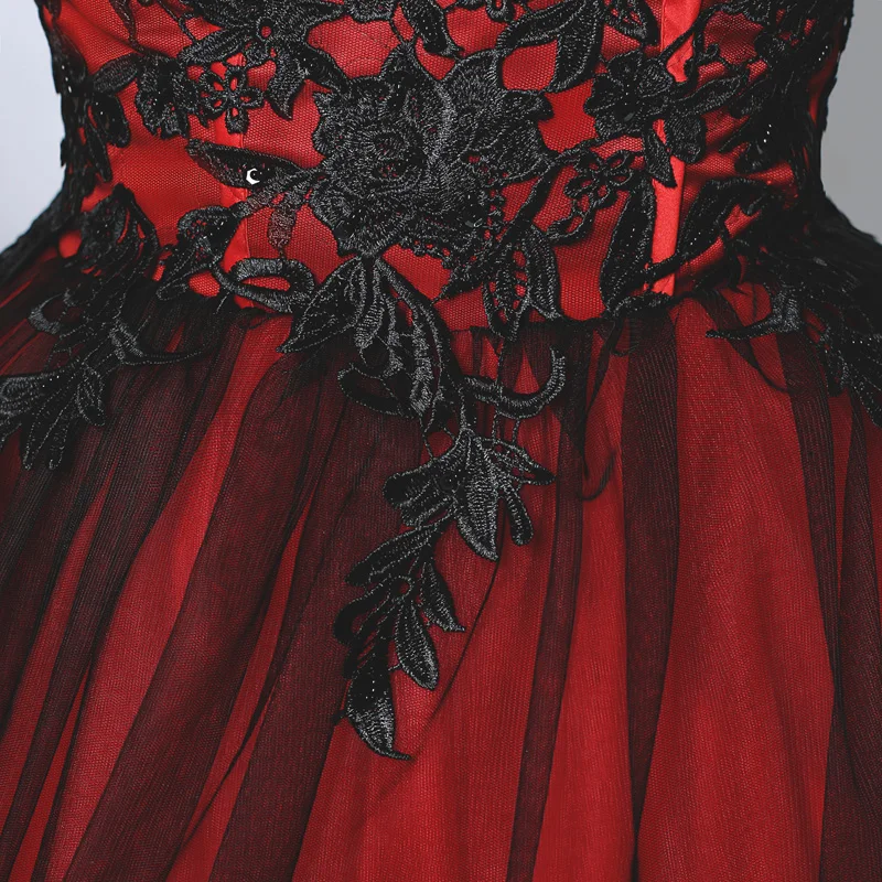 Gothic Black And Red Wedding Dress Sweetheart Beading Appliques Lace Long Black Burgundy Victorian Bridal Gowns For Wedding