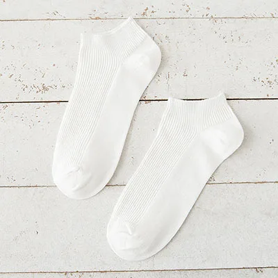 Модные однотонные шелковые носки Женские базовые двухигольчатые короткие Дышащие Носки ярких цветов Дышащие носки DSW0708 - Цвет: Белый