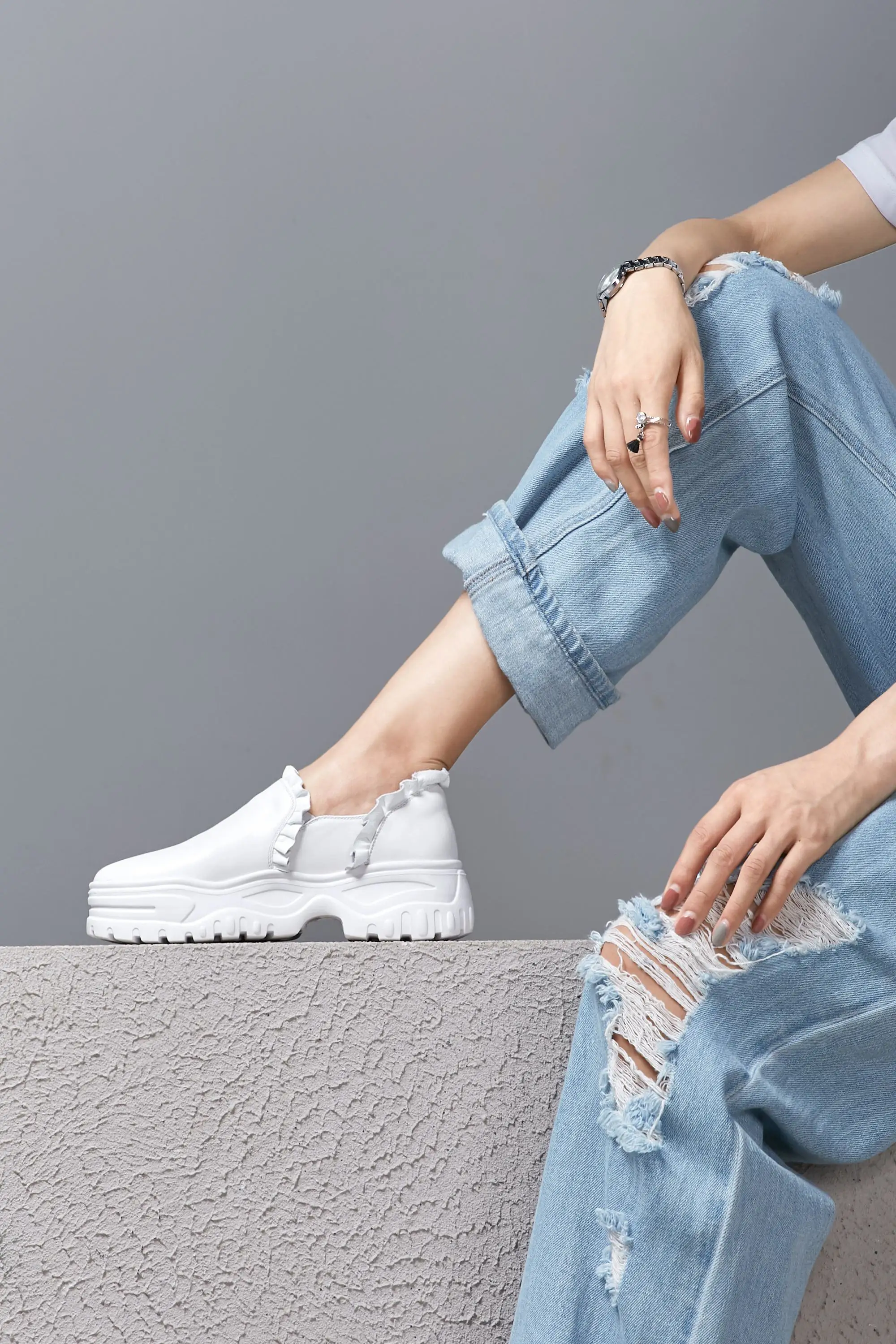 Krazing pot genuine leather ruffles decoration platform slip on round toe wedge women white sneakers casual vulcanized shoes L90
