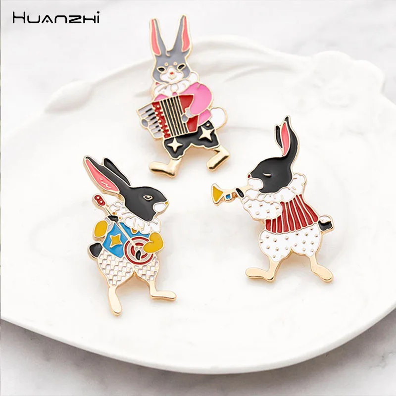 HUANZHI 2020 New Enamel Colorful Alloy Pin Rabbit Band Guitar Organ Star Lovely Brooch Collar for Women Accessories Jewelry Gift | Украшения