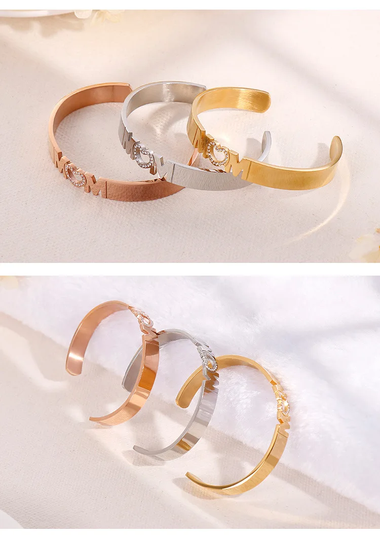 12560951318_43144324