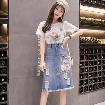

Summer 2020 Women Vintage Embroidery Three-dimensional Flower Casual T-Shirt + Hole Denim Skirt Suit Female Two Piece Sets L101