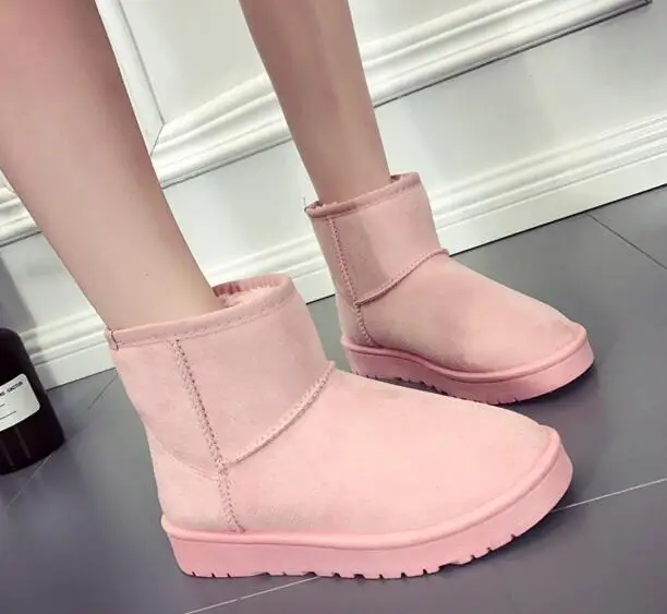 Зимние сапоги классические однотонные короткие сапоги
