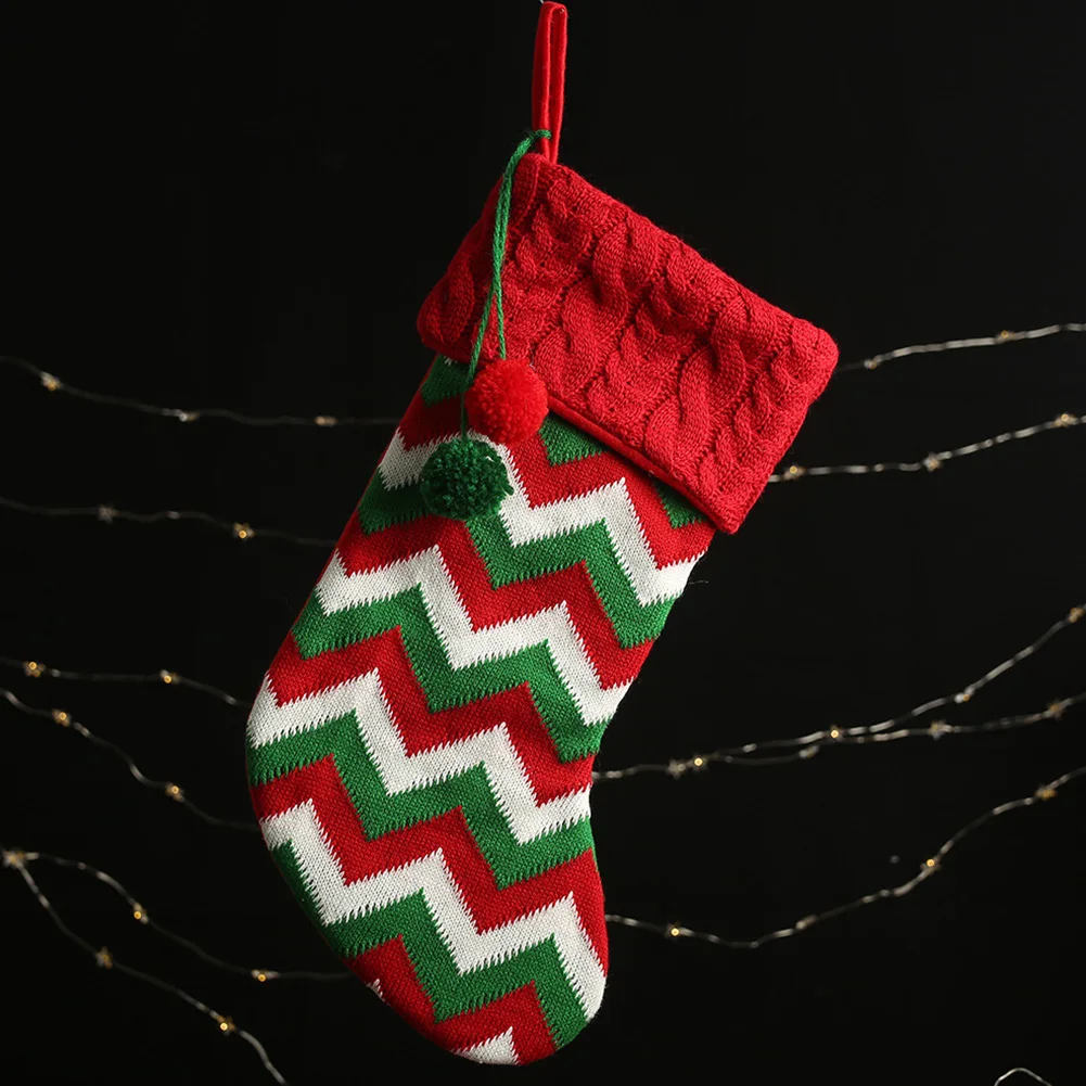 

1 PC Gift Bag Candy Christmas Stocking Pendant Holiday Tree Decoration Soft Knitted Hanging Kids Cute With Hairball Home Party