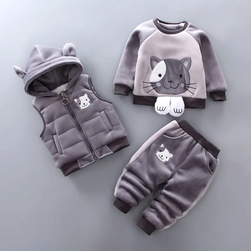 Cena Kid Baby Girl Boy zestawy ubrań zimowych 2019 moda 3 sztuk małe dziewczynki dziecko garnitur dla chłopców płaszcz + T Shirt + spodnie 1 4 Y
