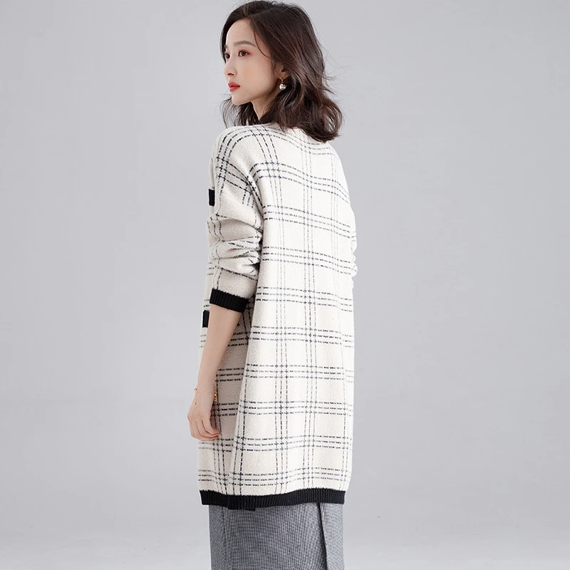 New Women Plaid Sweater Jacket Oversized Chic Single Breasted Loose Long Knitted Cardigans Sweater Korean Jumper Long Coat