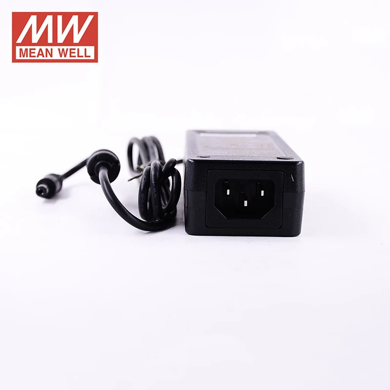 Meanwell GSM40A15-P1J 40 Вт 2.67A 15V медицинский адаптер уровень VI 110 V/220 В переменного тока до 15V DC бренд MEAN WELL представляет адаптер питания переменного тока 3-полюсный