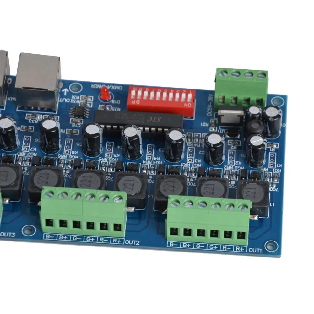 Постоянный ток 12 каналов 700MA DMX512 4 группы RGB контроллер 12CH DMX512 декодер DC5-36V вход каждого канала 700MA