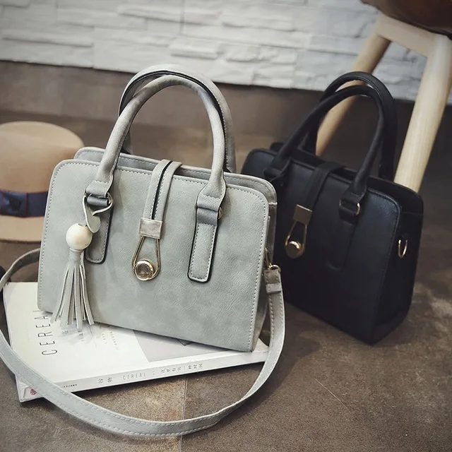 

WOMEN'S Bag 2018 New Style Autumn And Winter Europe And America Fashion Saffiano Bag Retro Handbag Wooden Ball Tassels Lock Shou