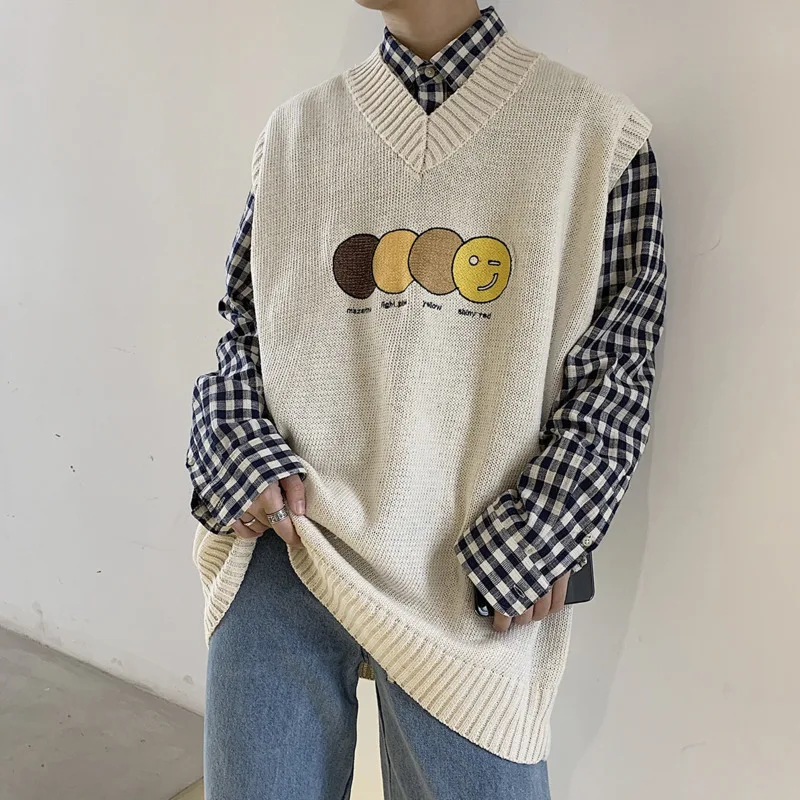 

Winter New Vest Sweater Men Warm Fashion Print Casual O-neck Sweater Pullover Man Streetwear Loose Sleeveless Sweater Clothes
