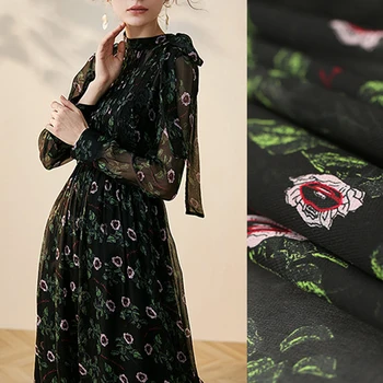 

137CM Wide 8MM Pink Floral Print Thin Soft Black Silk Chiffon Fabric for Summer Long and Short Dress Shirt Scarf E1244