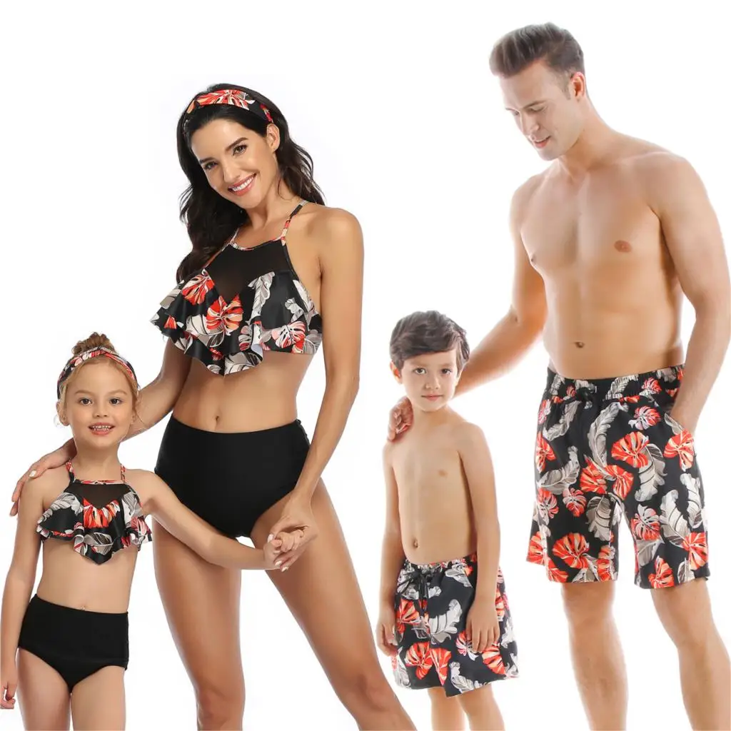 

Flower Swimwear Family Matching Clothes Look Mother Daughter Swimsuit Mommy and Me Bikini Dress Dad Son Swimming Trunks Outfits